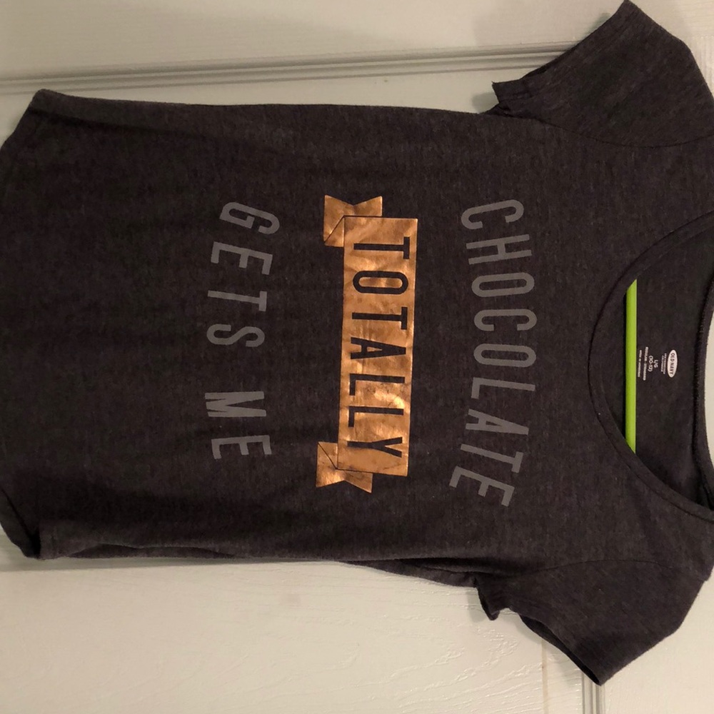 Old navy t-shirt
